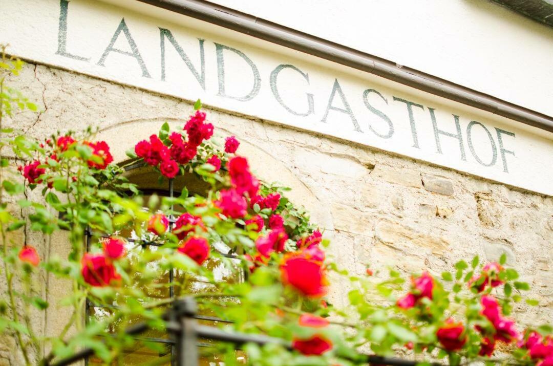 Landgasthof Am Koenigsweg Ohmden Buitenkant foto